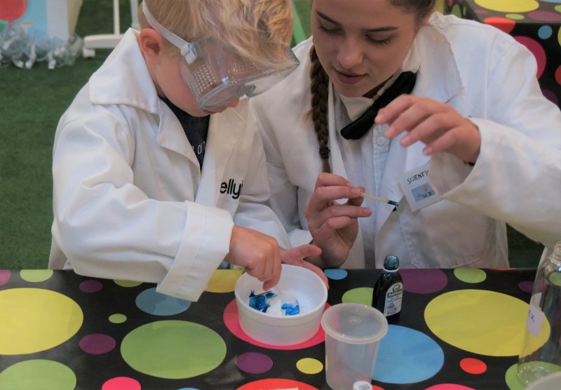 School holiday fun at Capegate | Science Workshop | Brackenfell | Things to do With Kids