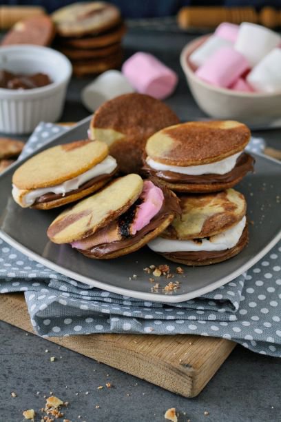 Butter Cookie And Nutella S&#x27;mores | Recipe | Things to do With Kids