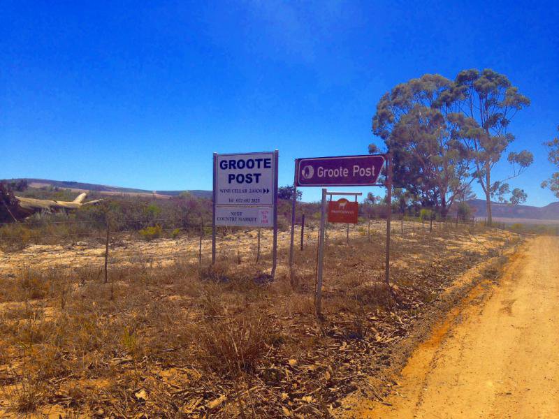 groote post turn off gravel road.JPG